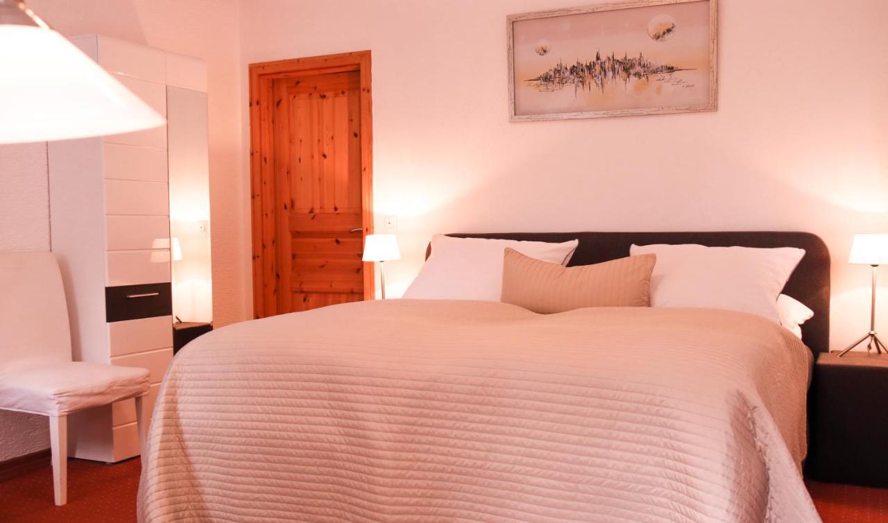 Landhotel-Restaurant Schwalbennest Zierenberg Dış mekan fotoğraf